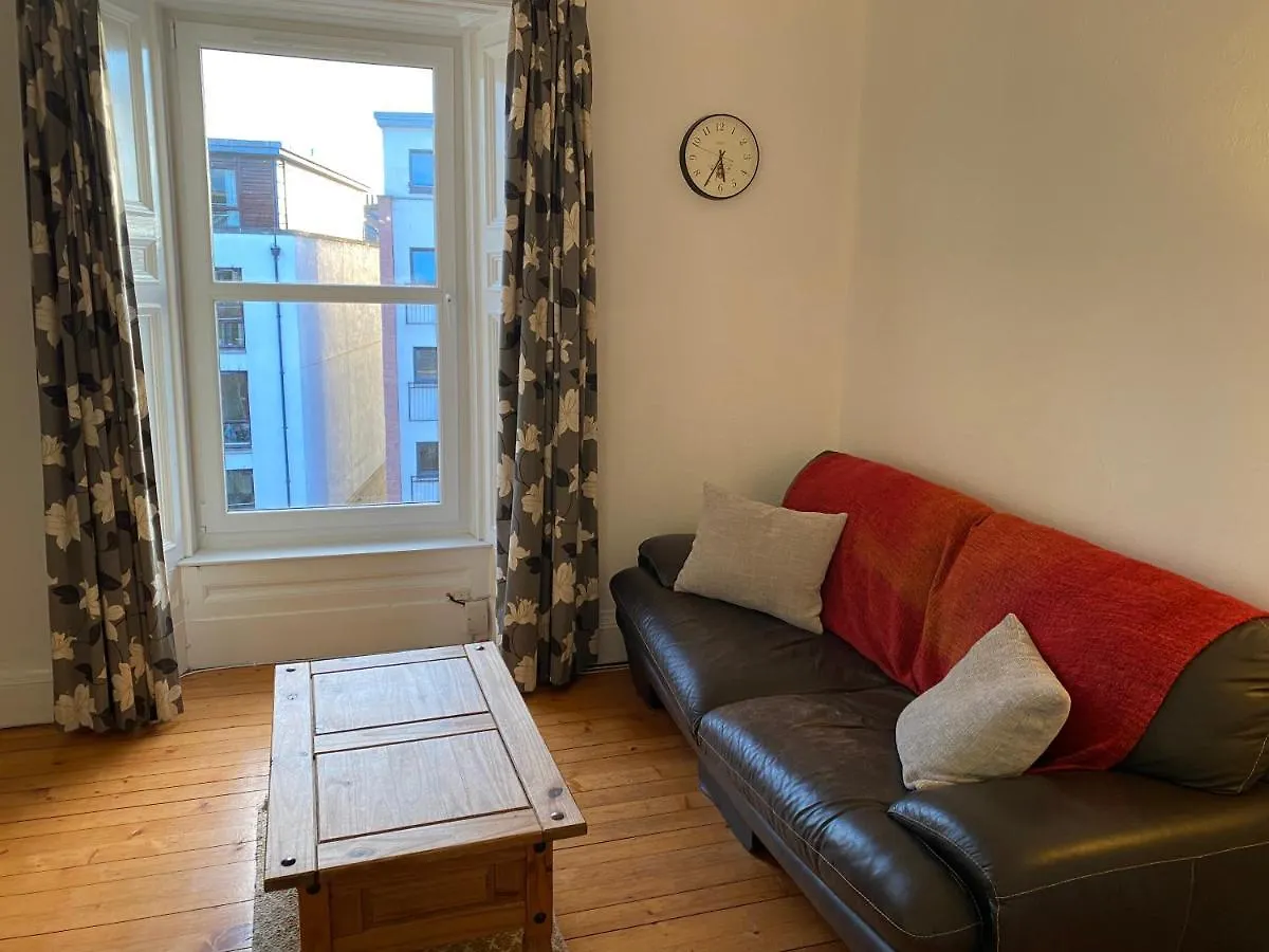 Entire Period Flat By City Centre Edynburg