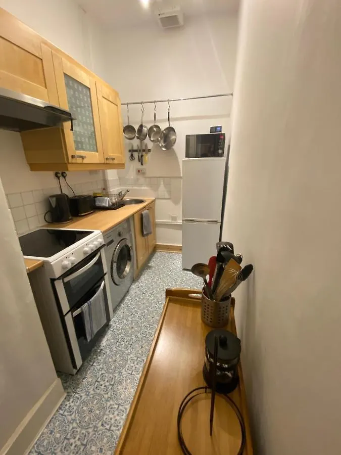 Entire Period Flat By City Centre Edinburgh Storbritannien